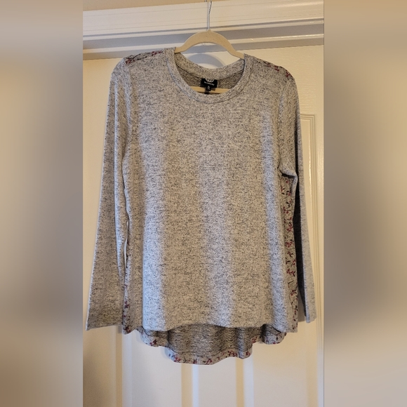 NWOT Bobeau Women's Marled Front Patterned Back Knit top - Picture 3 of 7